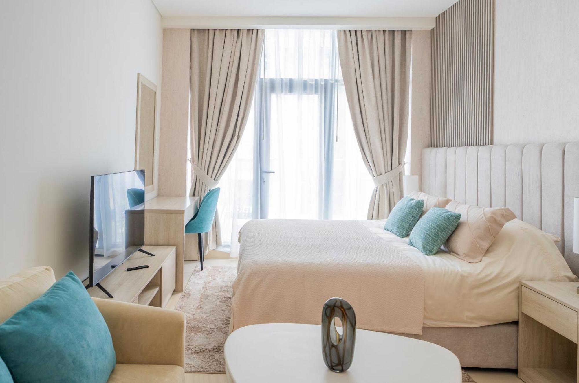 Studio With Pool And Private Beach Access On Palm Jumeirah Dubái Exterior foto